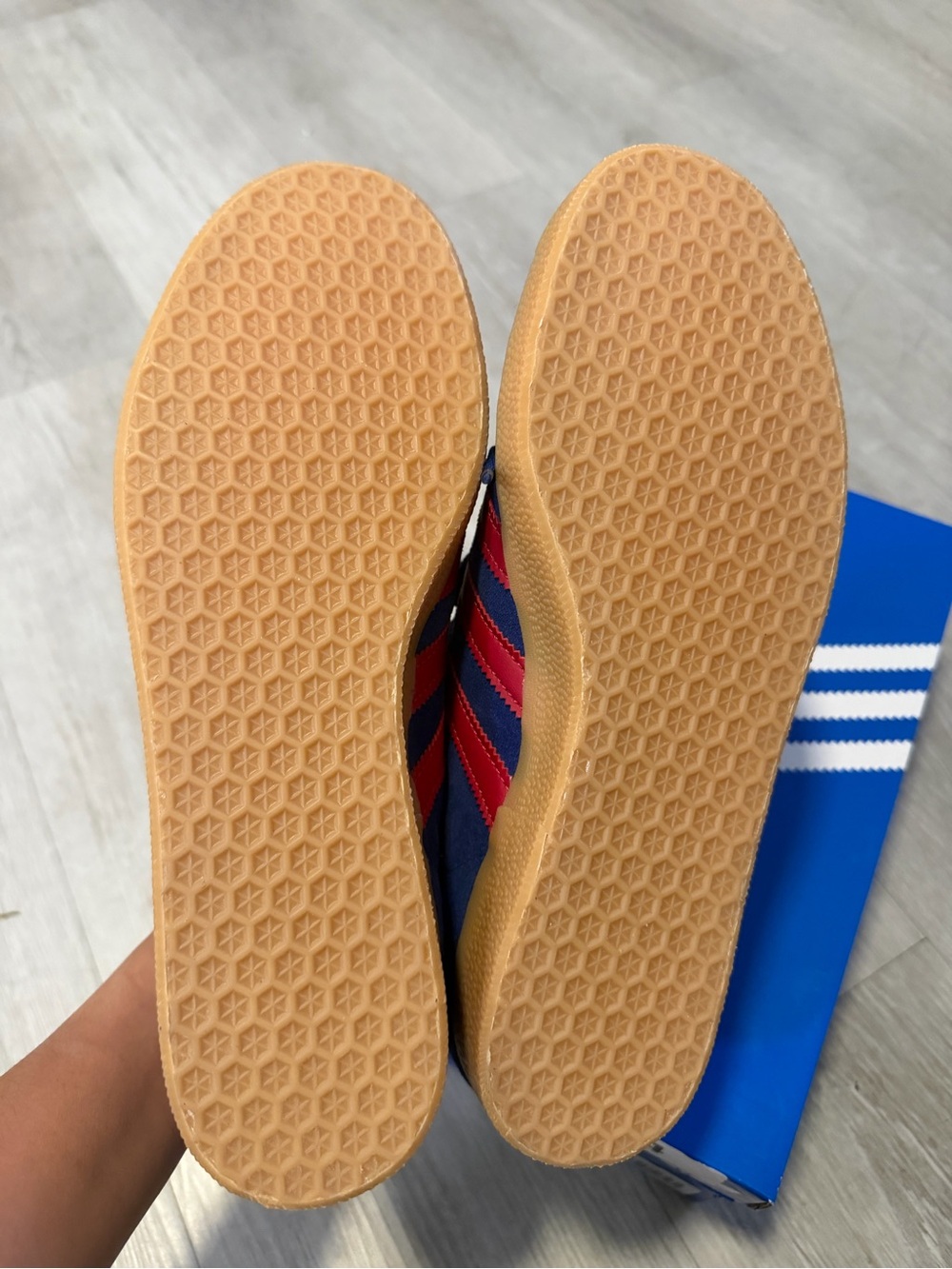 Mens adidas gazelle us 8.5 brand new - Picture 4 of 6